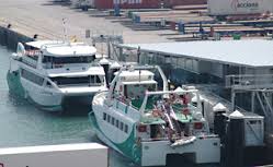 Instalaciones de la nueva terminal marítima metropolitana del muelle Reina Victoria de Cádiz